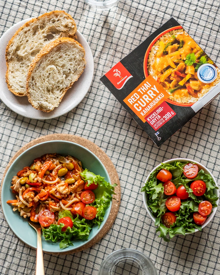 Red Thai Curry kanaruukku 300 g